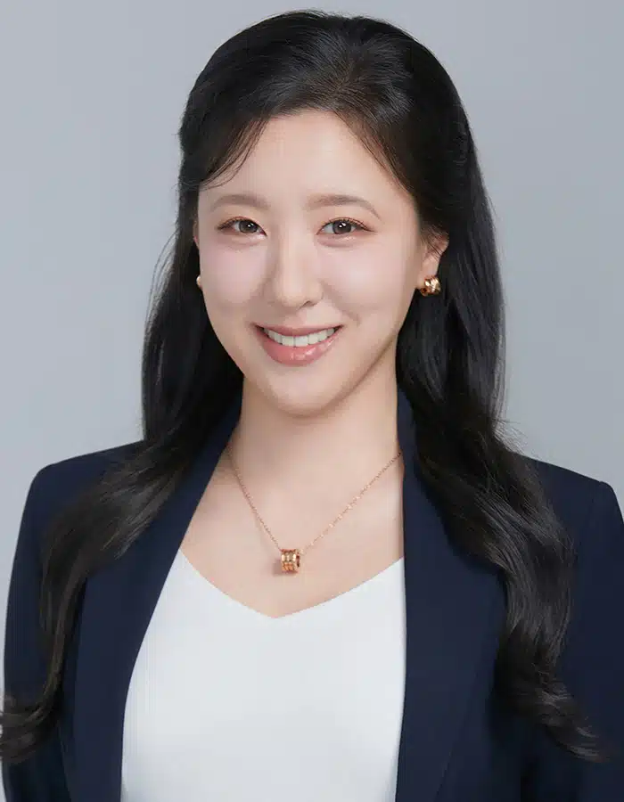 Dr Lee